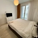 Apartamento D30 *