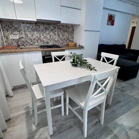 Apartamento D30 *